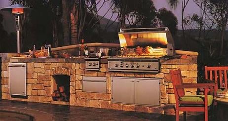 custom-outdoor-kitchens.jpg