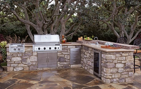 eldorado-stone-outdoor-kitchen.jpg