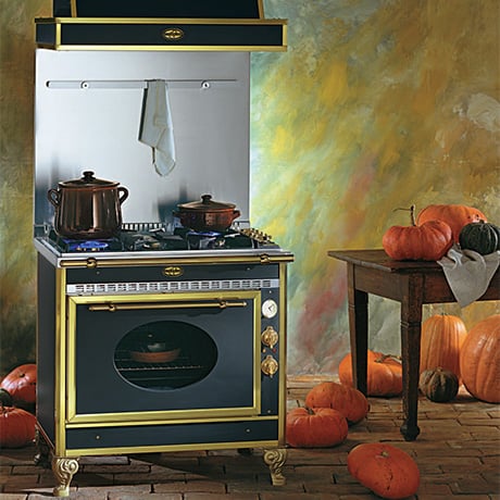 jcorradi-90-ge-cascina-stoves.jpg