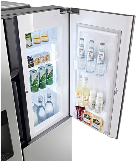 lg-g-zone-2-refrigerator-gs9366necz-open-door.jpg