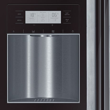 side-by-side-refrigerator-bosch-kad62s50-display.jpg